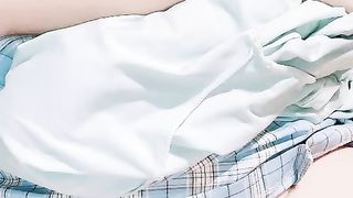 【69堂免费视频】破处现场，大奶子小嫩逼露脸被大哥带到宾馆破处，口交乳交大鸡巴，无套抽插爆草干得鸡巴上全是血浪荡呻吟