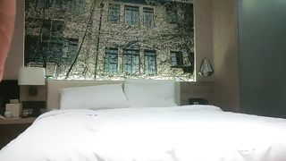 【69堂免费视频】21岁甜美外围女神  裸体相拥转圈圈  激情啪啪  过程中偷摘套 小姐姐气得够呛怒斥