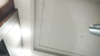 【69堂免费视频】肉感大奶骚女白色丝袜掏屌吸吮手指扣入肥穴