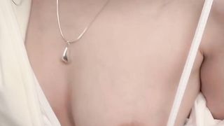 【69堂免费视频】火爆极品女神_最强剧情_公共场合的性爱，楼梯啪啪啪