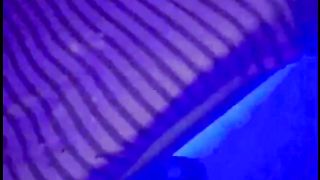 【69堂免费视频】【真实非直播】嗨大的精神小妹陈美娇以被一屋子的精神小伙轮操！屌多逼少都争着操，大喊我爱娇娇！太TM的炸裂了！_DeW