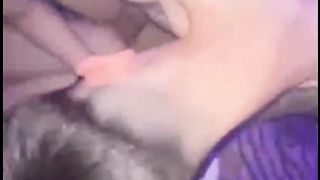 【69堂免费视频】【真实非直播】嗨大的精神小妹陈美娇以被一屋子的精神小伙轮操！屌多逼少都争着操，大喊我爱娇娇！太TM的炸裂了！_DeW