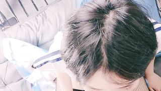 【69堂免费视频】学妹毕业了带她网络挣钱花，全程露脸黑丝情趣给她吃大鸡巴，娇嫩清纯道具抽插，呻吟可射