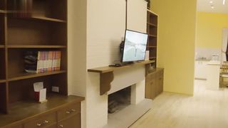 【69堂免费视频】人气女优佳芯敞篷出游 美式Style一日约会