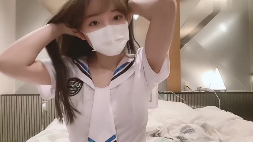 【69堂免费视频】清纯花季美少女水手服刚发育好的胴体痉挛高潮