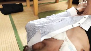 【69堂免费视频】木岛先生是一名大学职员，他在消磨时间时被一名厌倦了吃俱乐部女孩的_F_跑活动人士强奸了。_1