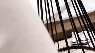 【69堂免费视频】重金5000一晚，带学生妹回酒店开房，3P轮操，激情四射的一晚好震撼