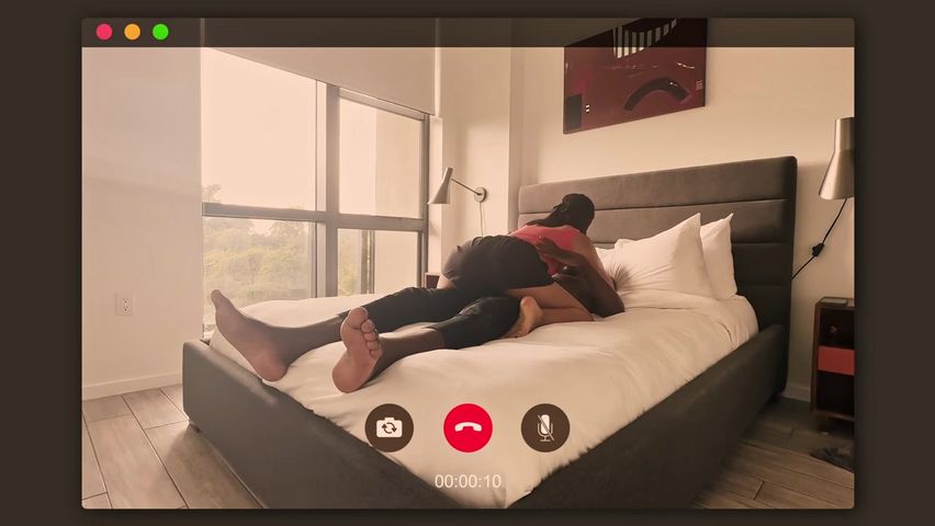 【69堂免费视频】第一次和黑人做爱必须打视频分享给男友