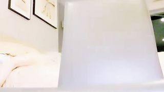 【69堂免费视频】健身小骚货！勾搭土耳其双胞胎兄弟！3P激情大战