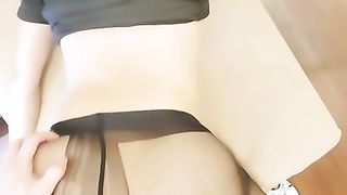 【69堂免费视频】极品大长腿反差婊_穿开档黑丝诱惑度拉满_太敏感一高潮就浑身颤抖_美腿肩上扛爆操_呻吟勾魂