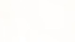 【69堂免费视频】萌化了，大眼睛双马尾，无毛白虎穴，不戴套把精液全送进去，狠狠抽插草黑她的阴道，浴缸洗屄屄