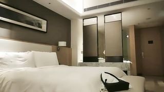 【69堂免费视频】颜值不错白衣妹子啪啪，洗完澡口交舔弄骑坐自己动翘屁股后入