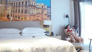 【69堂免费视频】211大三校花反差学生妹，今天你是我的小麋鹿，娇小苗条被操遍了酒店的每个角落，嗷嗷叫好爽