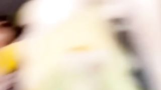 【69堂免费视频】当着女友面操闺蜜，女友一会出来偷看一下，最后还内射帮忙递纸巾