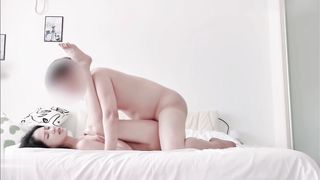 【69堂免费视频】白衣少妇气质极佳 长腿美臀秀色可餐