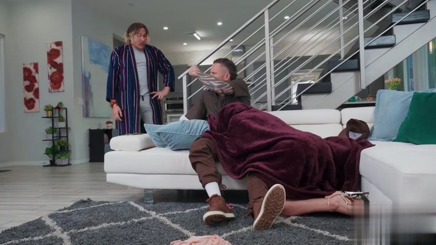 【69堂免费视频】玛琳菲森展示极品诱人白皙胴体