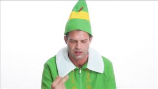 【69堂午夜视频】装扮成精灵做爱 口技高超的美女大吃特吃肉棒