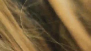 【69堂午夜视频】深夜酒店私会良家女神，胸前红樱桃，丰盈圆润，雪腻双峰，湿漉漉花瓣中春水泉涌，