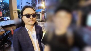 【69堂午夜视频】隔壁嫩妹穿红色比基尼被我操爽到哭哭啼啼