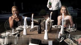 【69堂午夜视频】周末约两个大骚逼一起性爱操逼看着不满足只好大力抽插到尖叫