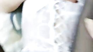 【69堂午夜视频】口交足交诱惑自己摸逼拿着小哥的鸡巴摩擦骚穴主动滑入，激情上位爆草呻吟，后入