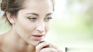 【69堂午夜视频】情趣透视黑丝丰满美女，这样的诱惑谁也挡不住，马上扑上去揉捏吸允硕大奶子舔个不停，啪啪大鸡巴用力撞击猛射