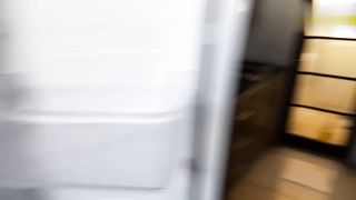 【69堂午夜视频】喝酒的时候要配骚逼才更爽哦在酒精的作用下大力猛操