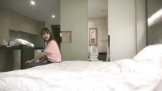 【69堂午夜视频】穿上情趣装网袜特写口交骑坐猛操