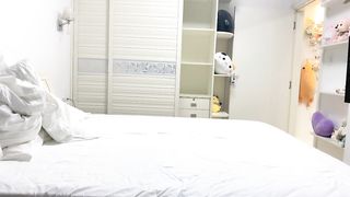 【69堂午夜视频】20岁小姐姐_红酒佳肴相伴_半醉半醒之间_床上淫乱一炮