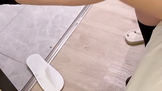 【69堂午夜视频】大神约炮极品牛仔短裙小姐姐，对话淫荡