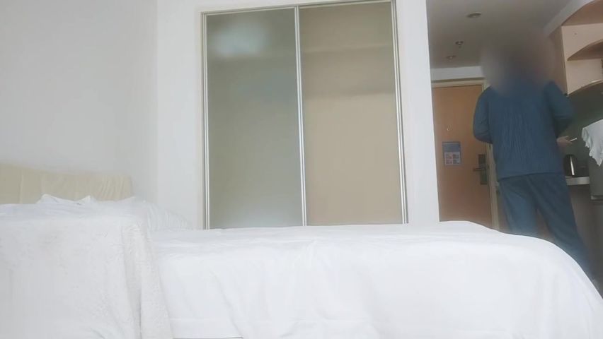 【69堂午夜视频】漂亮大奶姐姐_好疼受不了了_身材苗条大长腿稀毛鲍鱼超粉嫩_被小哥操的受不了_奶子哗