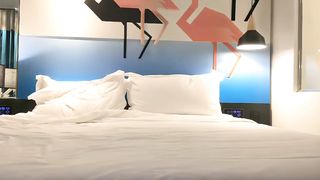 【69堂午夜视频】舌吻隔着内裤摸逼，近距离拍摄床上舔屌，侧入后入抽插猛操