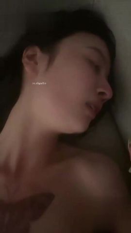 【69堂午夜视频】黑料吃瓜-00后清纯奶茶妹妹床上超反差性爱视频流出身材高挑天生的炮架子