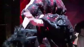 【69堂午夜视频】黑料吃瓜-成年人的乐趣就是去夜店看骚鸡韩国夜店内衣舞蹈合集体验不一样的风土人情