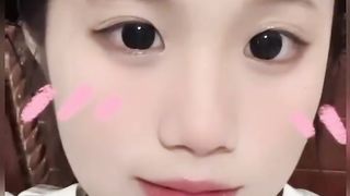 【69堂午夜视频】黑料吃瓜-清纯高颜学生妹对镜自拍小小年纪私处已然泛黑大眼萌妹沉浸式自慰扣吃人鲍的视频流出