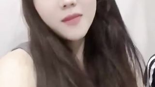 【69堂午夜视频】黑料吃瓜-炮友虽不在对着镜头自慰湖南农业大学学生妹王欣怡自慰视频发给炮友后遭曝光流出