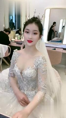 【69堂午夜视频】黑料吃瓜-高颜值淫荡新娘合集视频流出多年恩爱修成正果开启淫妻之路别人的老婆谁不喜欢呢