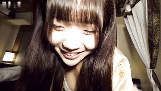 【69堂午夜视频】独占毛茸茸的美貌，给了她很多中出