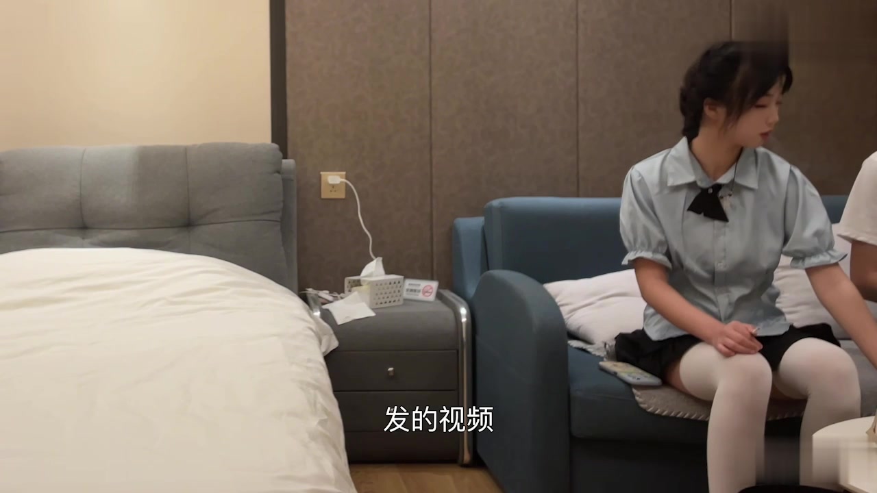 【69堂午夜视频】性格腼腆皮肤白嫩，把下面毛毛剃了非常用力才给她打出水来，最后说要被干废了