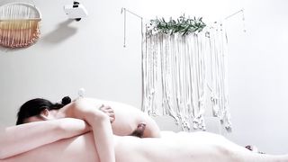 【69堂午夜视频】身材丰腴鲍鱼肥嫩，被胖哥操的骚话不停_两个奶子乱晃