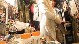 【69堂午夜视频】那个夏天,我和隔壁姐姐隔墙站立的回忆3