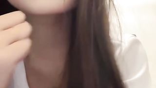 【69堂午夜视频】黑料吃瓜_全网都求更新的高颜值眼镜妹_困困兔_最新福利视频来了_爆红精神小妹下海直播大尺度自慰露脸视力惊人