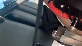 【69堂午夜视频】黑料吃瓜_动感单车自慰喷水神器，单身姐妹骑到高潮爽翻，谁还稀罕男人