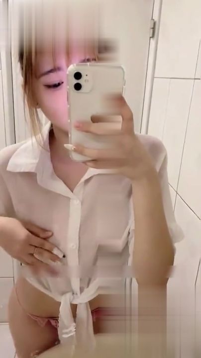 【69堂午夜视频】黑料吃瓜_反差母狗年年有_台湾嫩妹占榜首_打了舌钉的台湾反差小母狗_洗澡的时候不忘展示菊花_私拍视频流出