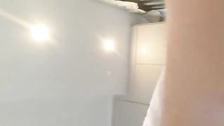 【69堂午夜视频】黑料吃瓜_只有18岁的妹妹_肥水绝不能流了外人田_萝莉妹妹逼还有点咸_大神投稿酒店忽悠乖巧萝莉妹妹开房的视频流出