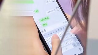 【69堂午夜视频】黑料吃瓜_裙底的风光令人向往_偷拍大神地铁抄底白裙无内女大_多毛小黑逼被相机拍的清清楚楚_真让人硬爆