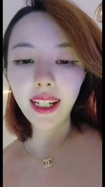 【69堂午夜视频】母子乱伦 性感风骚御姐勾搭小鲜肉儿子舔逼