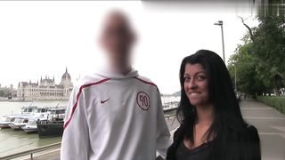 【69堂午夜视频】捷克街头搭讪第九期勾引有男友的骚逼只要钱到位骚逼随便操