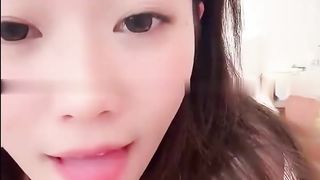 【69堂午夜视频】黑料吃瓜-BIGO等云漂亮贫乳嫩妹脸穴同框全裸道具自慰萌妹子卖弄风骚的样子真像个小骚货