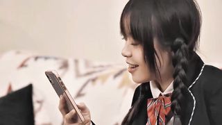 【69堂午夜视频】清纯女孩诱拐色大叔